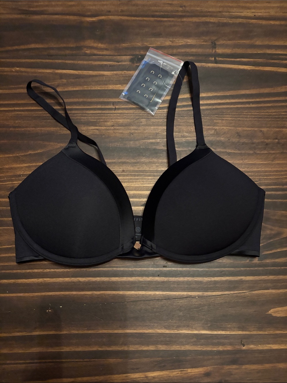 Underoutfit no gap black satin bra new medium